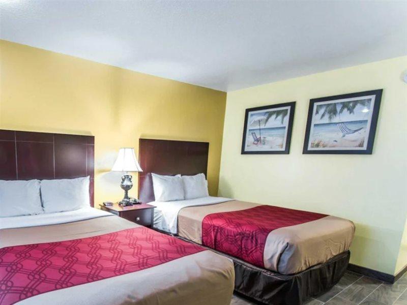 Econo Lodge Cocoa Beach - Near The Port Εξωτερικό φωτογραφία