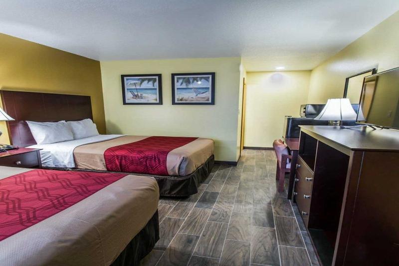 Econo Lodge Cocoa Beach - Near The Port Εξωτερικό φωτογραφία