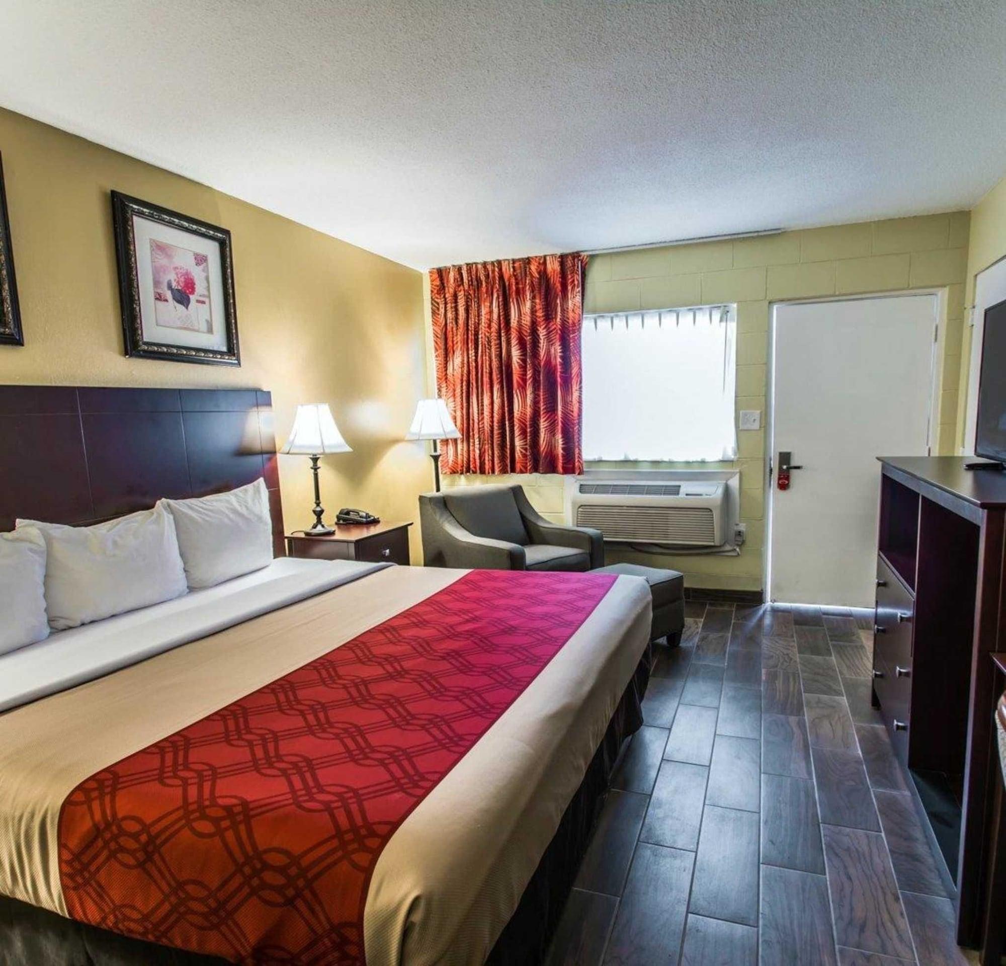 Econo Lodge Cocoa Beach - Near The Port Εξωτερικό φωτογραφία