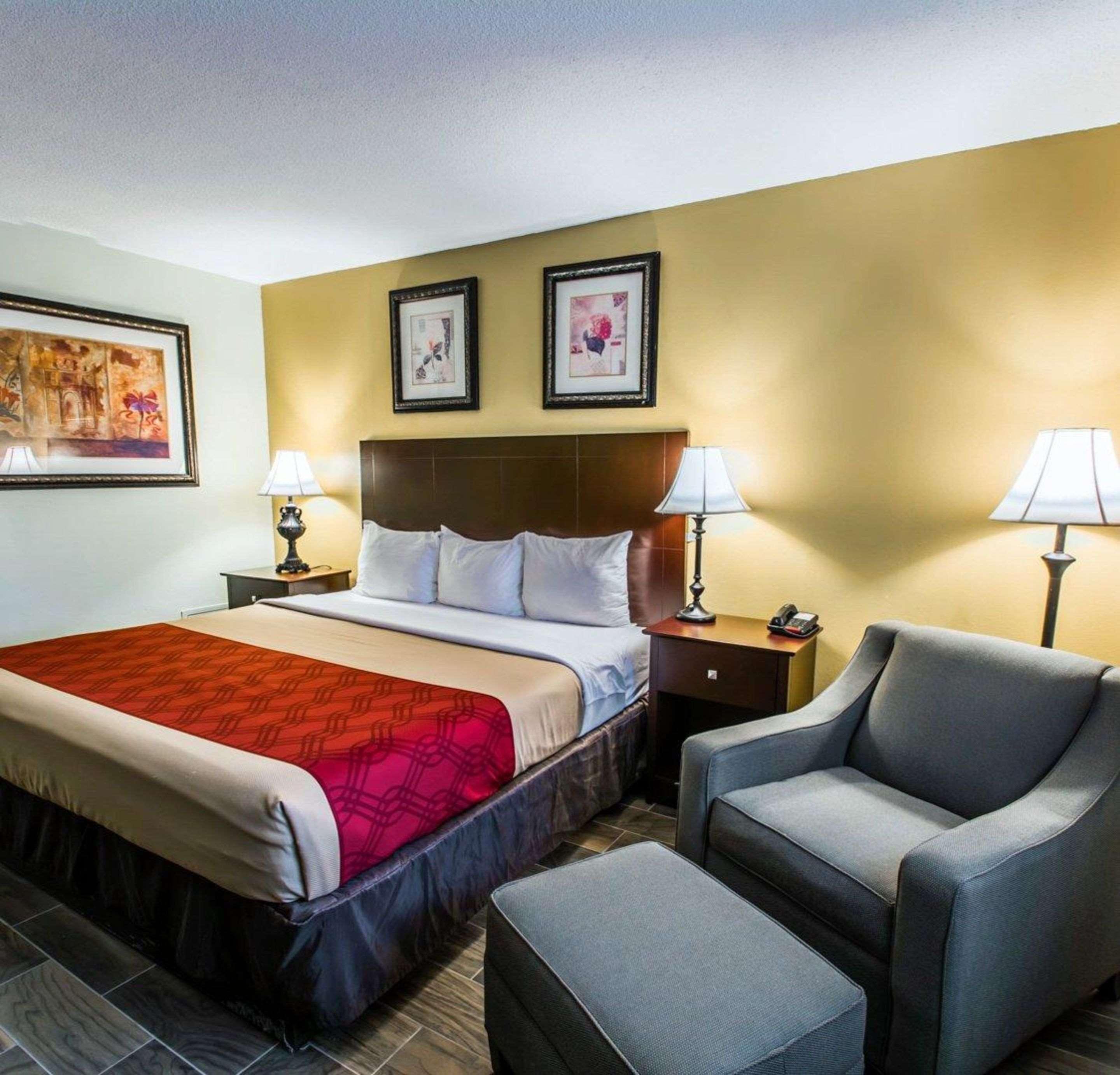 Econo Lodge Cocoa Beach - Near The Port Εξωτερικό φωτογραφία