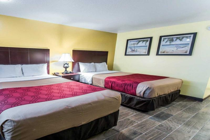 Econo Lodge Cocoa Beach - Near The Port Εξωτερικό φωτογραφία
