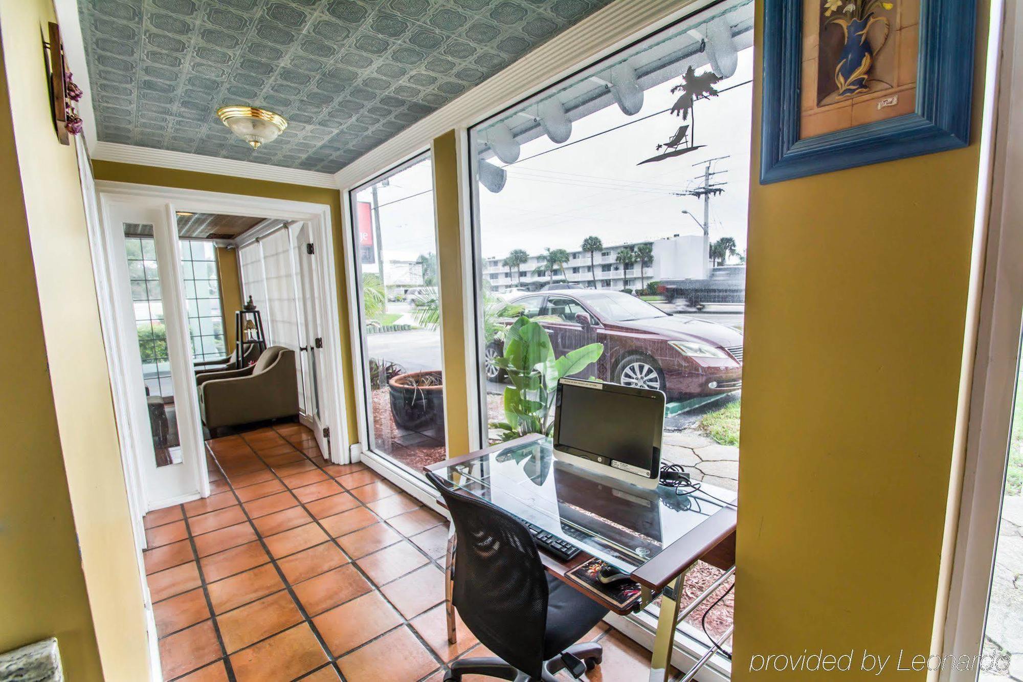 Econo Lodge Cocoa Beach - Near The Port Εξωτερικό φωτογραφία